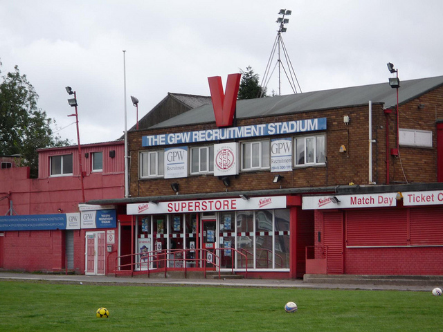 Is St Helens a nice place to live or is St Helens rough?