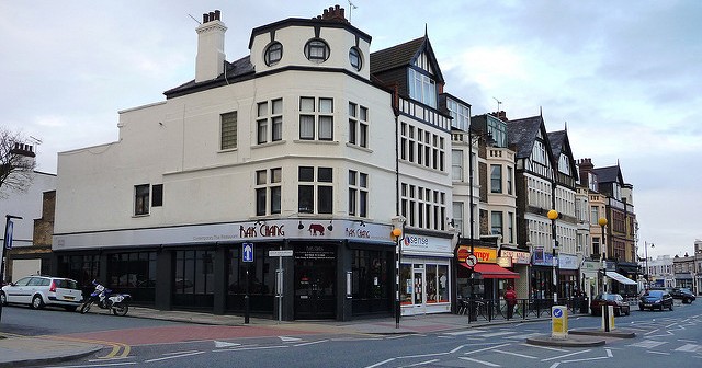 Is Leigh on sea a nice place to live or is Leigh on sea rough?