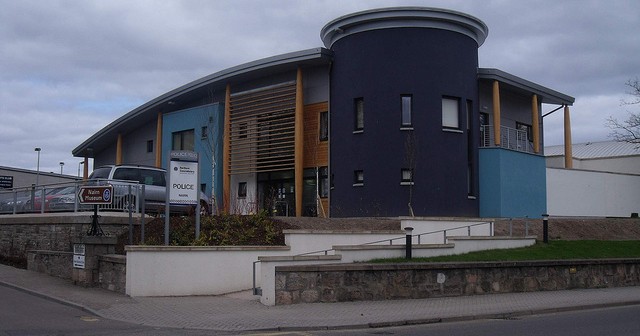 Is Nairn a nice place to live or is Nairn rough?