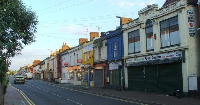 Is luton in Chatham a nice place to live or is luton in Chatham rough?