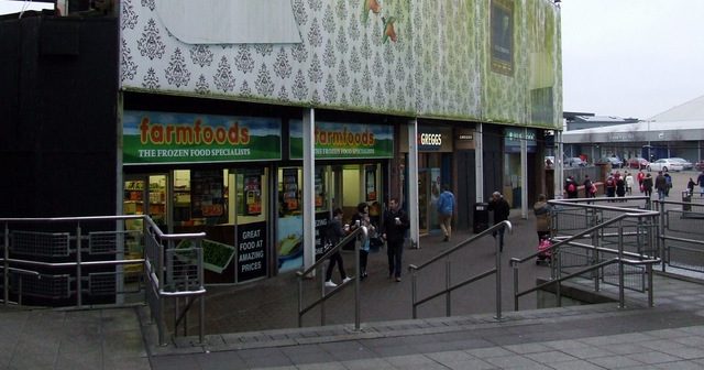 Is Glasgow a nice place to live or is Glasgow rough?