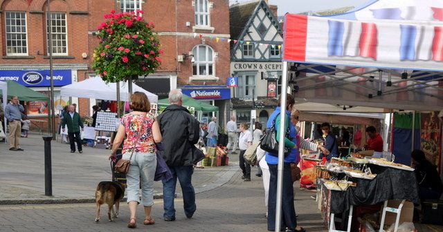Is Ross-on-Wye a nice place to live or is Ross-on-Wye rough?