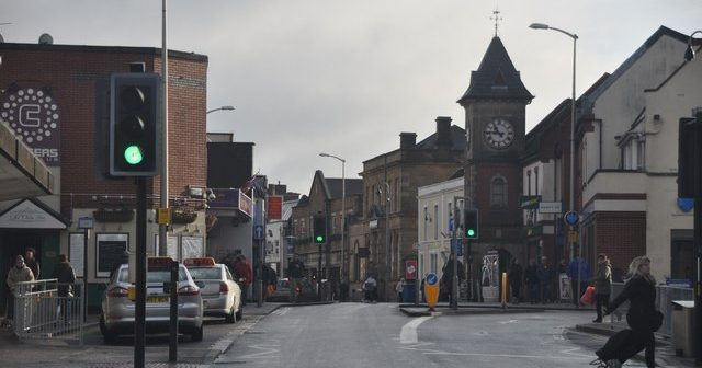 Is Kingswood a nice place to live or is Kingswood rough?