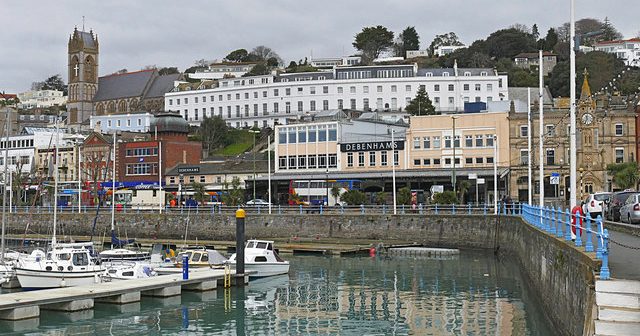 Is Torquay a nice place to live or is Torquay rough?
