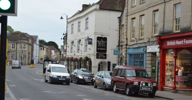 Is Warminster a nice place to live or is Warminster rough?