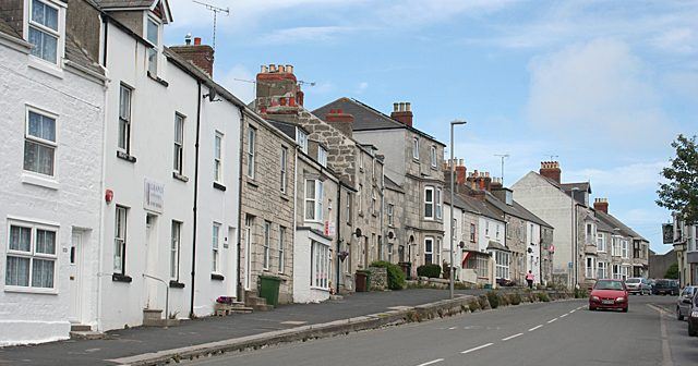 Is the Isle of Portland a nice place to live or is the Isle of Portland rough?